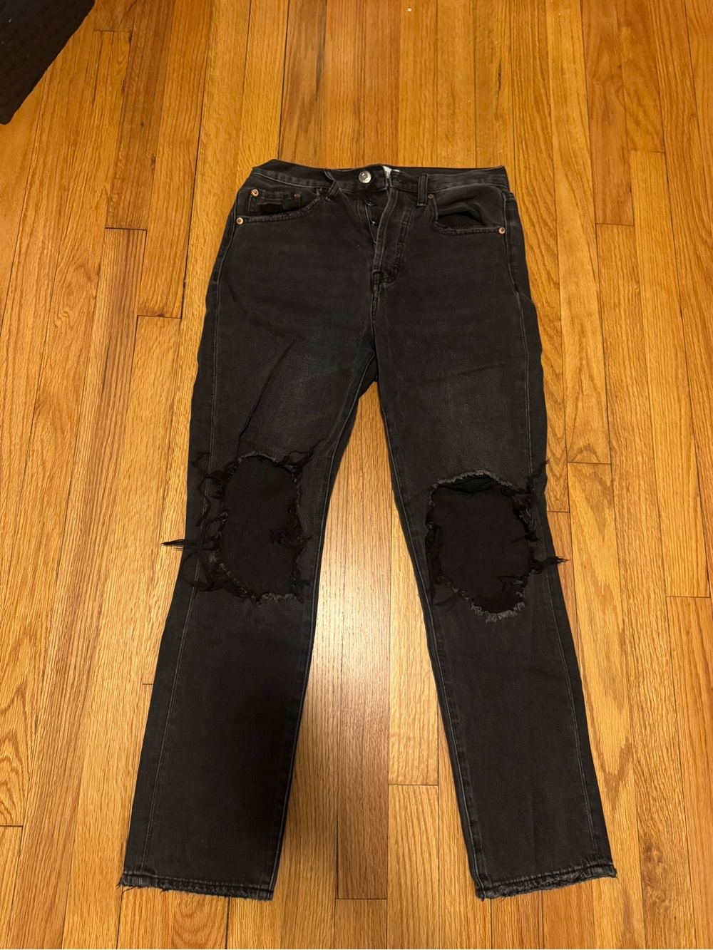 Pistola Black Distressed Jeans